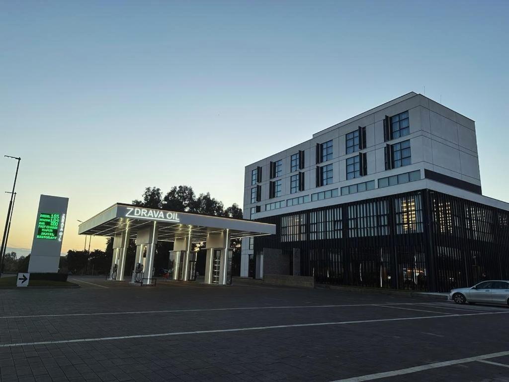 Resort Zdrava Savra Extérieur photo